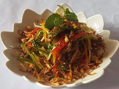 Grilled beef salad 
