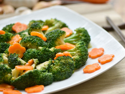  Stir Fried Sauteed Broccoli and Carrot 