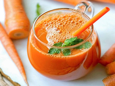 FRESH CARROT JUICE WIH GINGER 